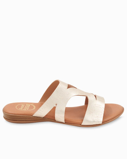 André Assous Nailea Metallic Cork Sandals Platino | Tommy Bahama Discount - André Assous Nailea Metallic Cork Sandals