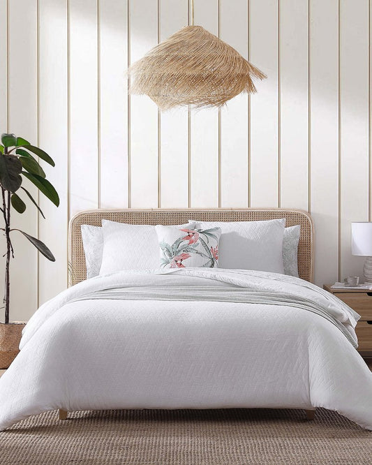 Wicker Woven 3-Piece King Comforter Set White | Tommy Bahama Quality - Wicker Woven 3-Piece King Comforter Set
