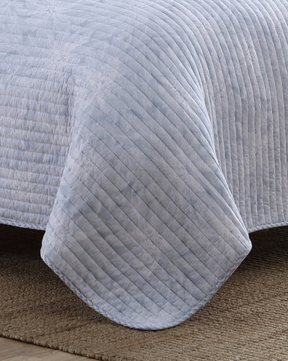Makena 3-Piece King Quilt Set Blue | Tommy Bahama Exclusive - Makena 3-Piece King Quilt Set