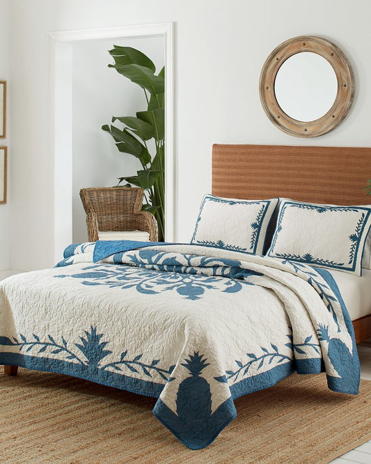 Aloha Pineapple King Quilt Blue | Tommy Bahama Everyday - Aloha Pineapple King Quilt