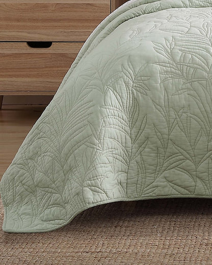 Solid Costa Sera Twin Quilt Green | Tommy Bahama Quality - Solid Costa Sera Twin Quilt