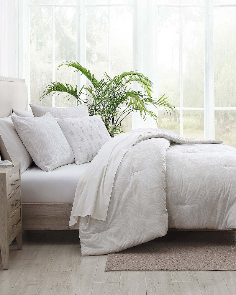 Art Of Palms 8-Piece Queen Bed Set Beige | Tommy Bahama Quality - Art Of Palms 8-Piece Queen Bed Set