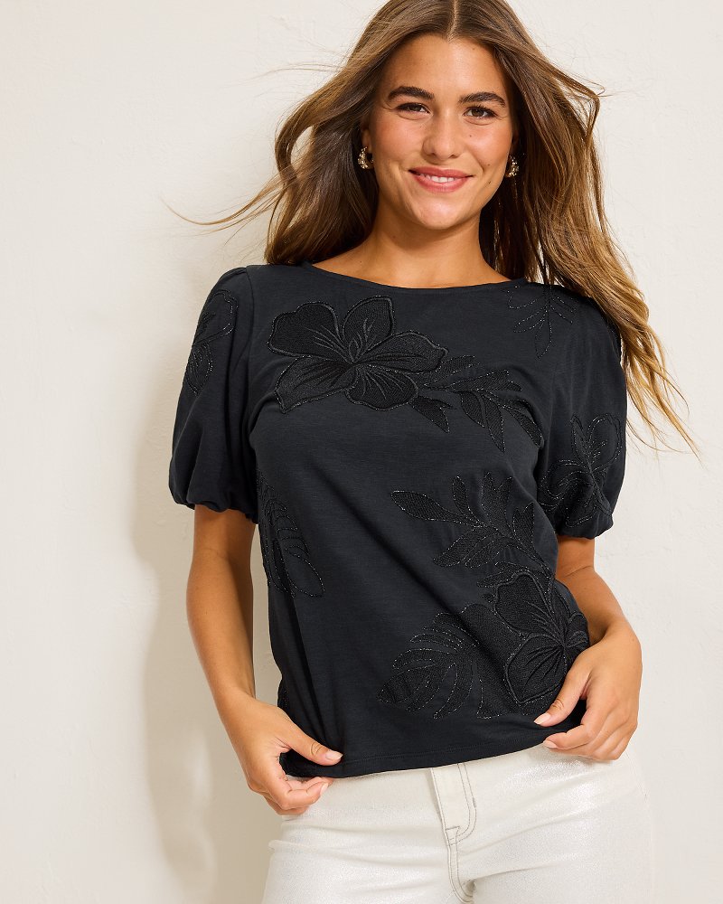 Heritage Hibiscus Puff-Sleeve Lux T-Shirt Black | Tommy Bahama Smart Buy - Heritage Hibiscus Puff-Sleeve Lux T-Shirt
