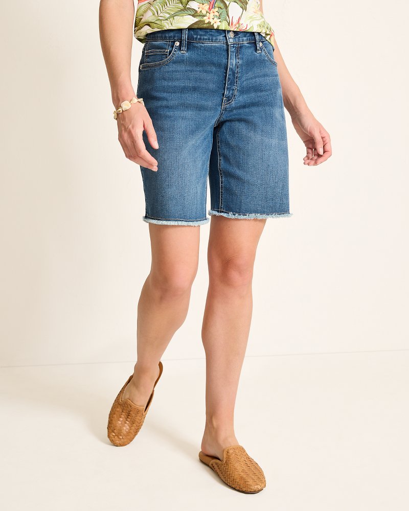 Cut-Off Bermuda Denim Shorts Med Playa Wash | Tommy Bahama Best Seller - Cut-Off Bermuda Denim Shorts